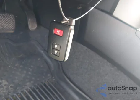 2018 Toyota Rav4 Xle из США, поврежденный, VIN JTMRFREV6JJ182605